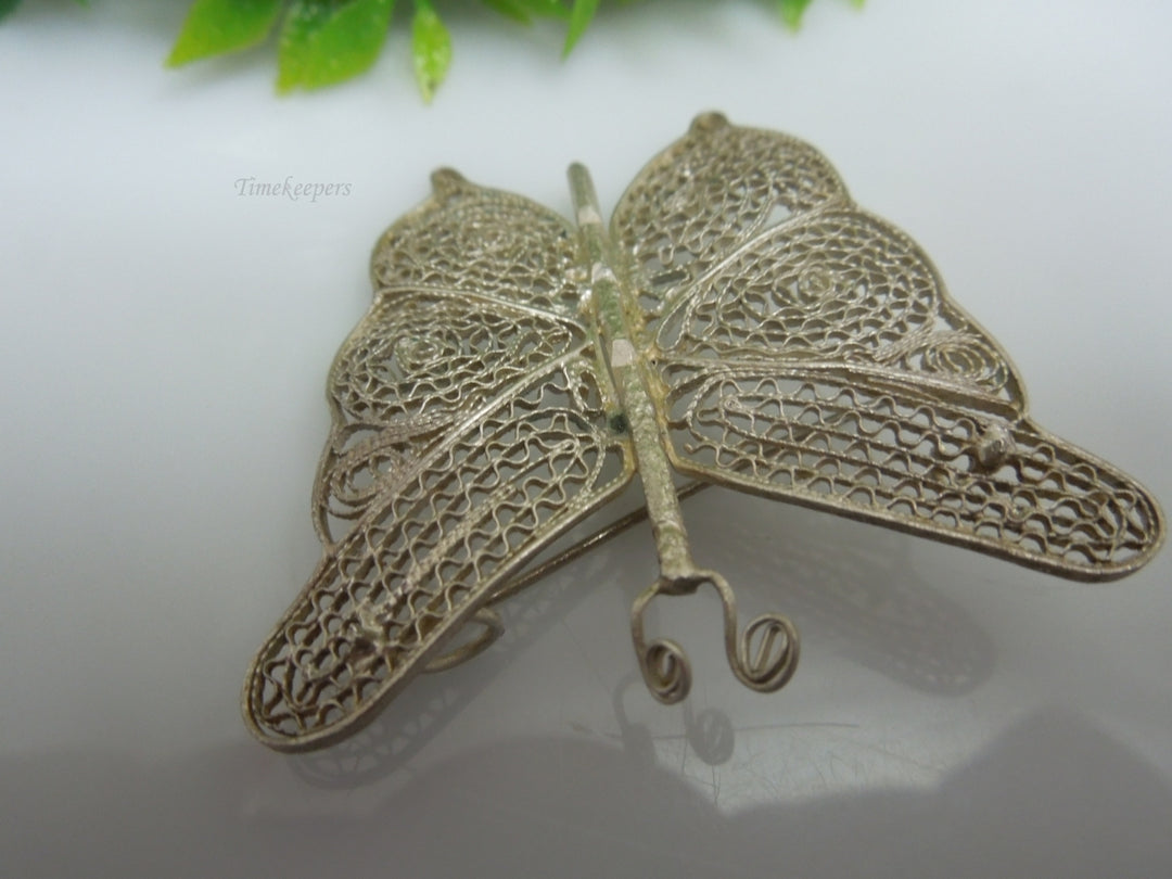 q215 Vintage Sterling Silver Gold Tone Beautiful Filigree Design Butterfly Pin/Brooch