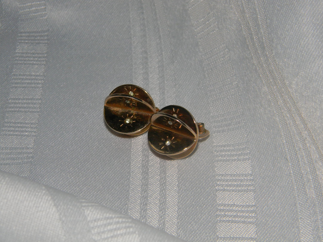 j544 Vintage Unique Rhinestone Castlemark Clip on Earrings in Gold Tone