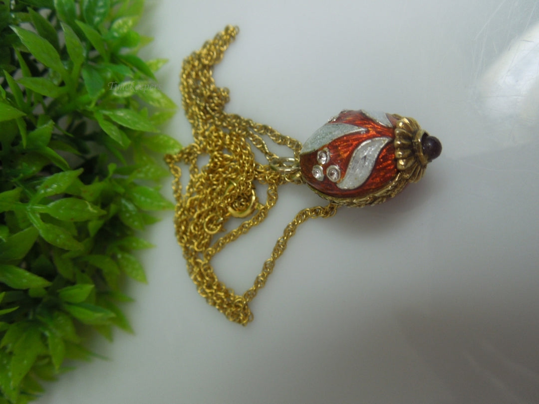 q231 Mother's Day Special Russian Style Easter Egg Red Pendant and Gold Plated Chain 25"