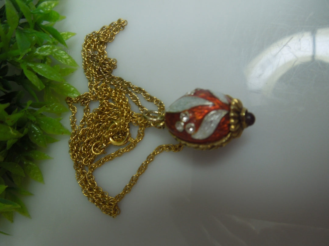 q231 Mother's Day Special Russian Style Easter Egg Red Pendant and Gold Plated Chain 25"