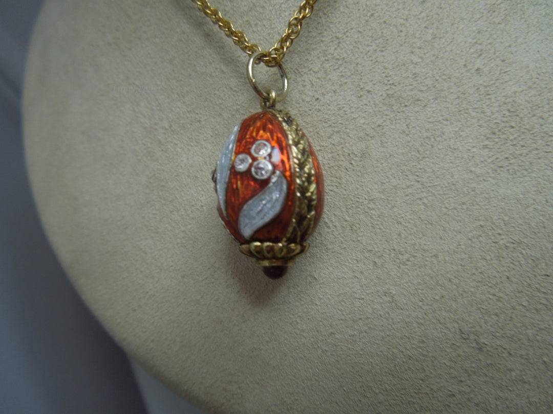 q231 Mother's Day Special Russian Style Easter Egg Red Pendant and Gold Plated Chain 25"