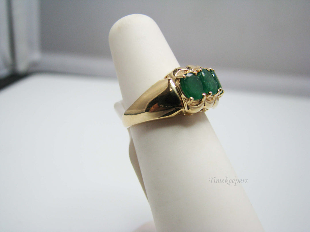 B150 14k Yellow gold Ladies Emerald ring