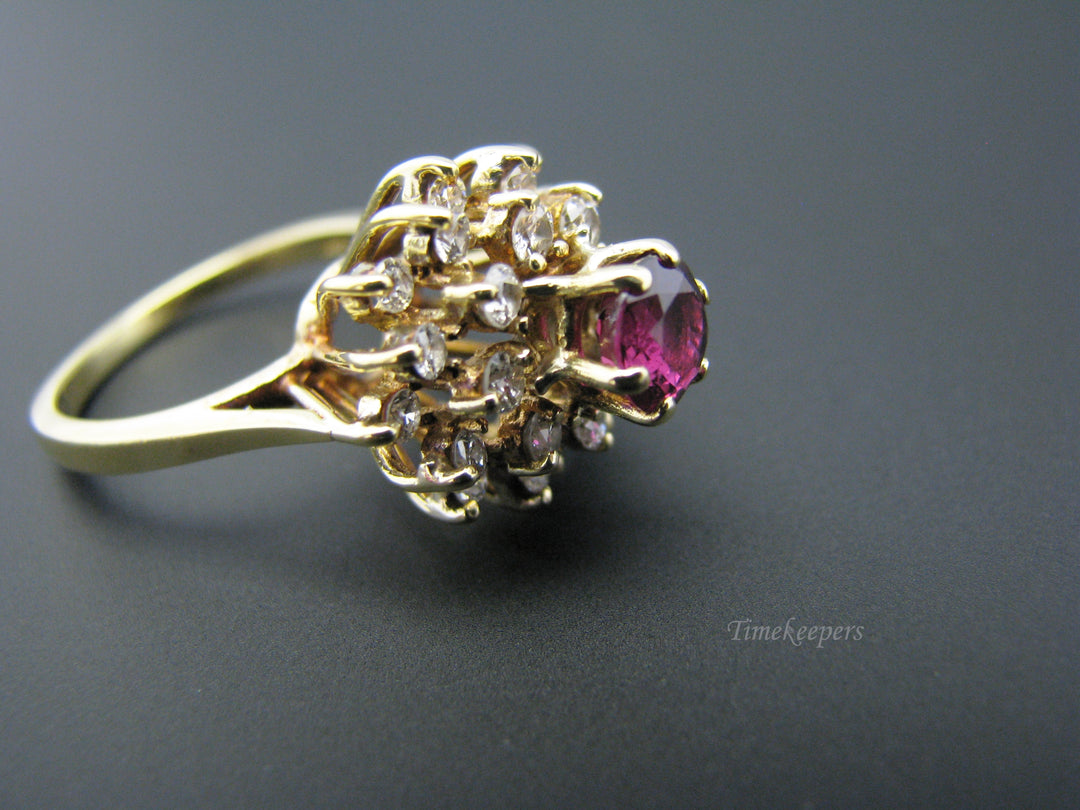 c807 Stunning Vintage Ring in 18k Yellow Gold with Center Ruby and Diamonds