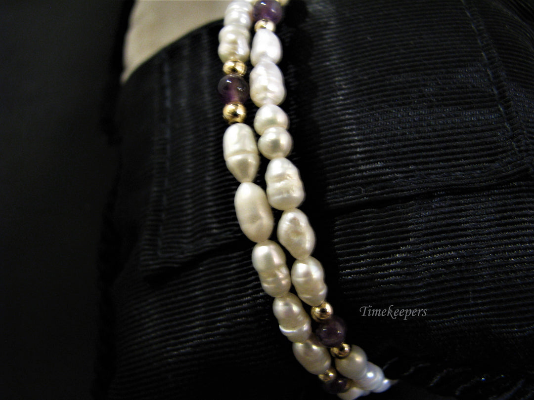 c827 Lovely Memory Wire Pearl and Purple Bead Bracelet