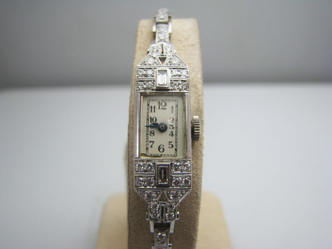 b272 Gorgeous Vintage Platinum Bulova Diamond watch