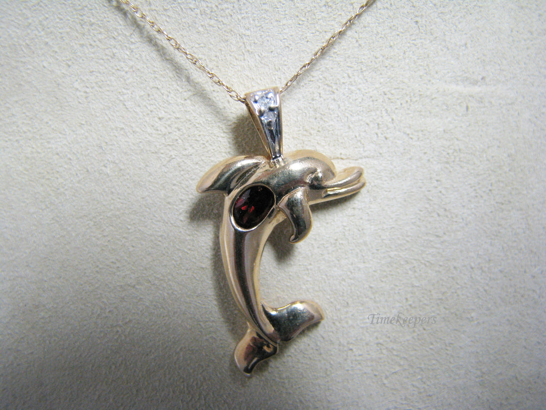 c915 Unique Dolphin Pendant with Dolphin Pierced Earrings in Gold