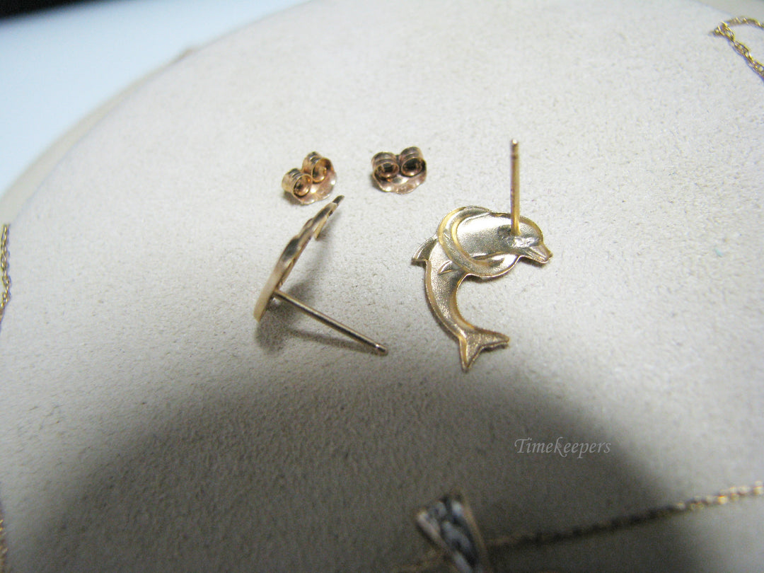 c915 Unique Dolphin Pendant with Dolphin Pierced Earrings in Gold