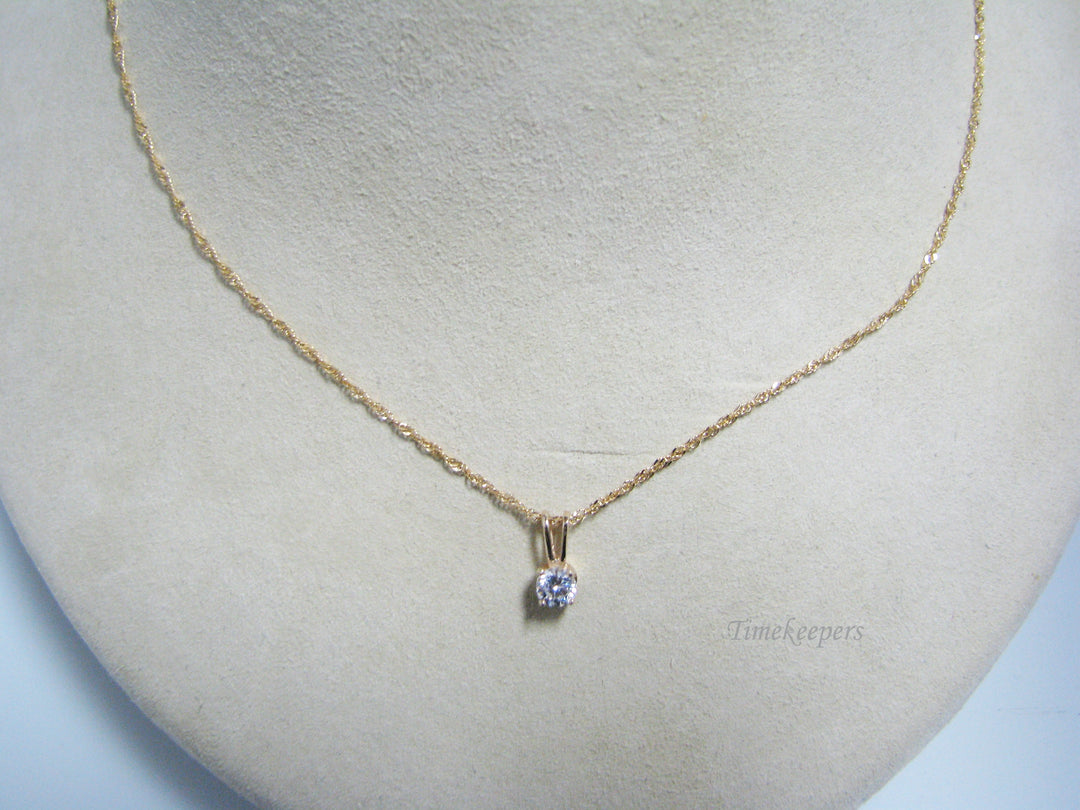 c924 Lovely Simple Elegant Single CZ Pendant on 16" Chain all in 14k Gold