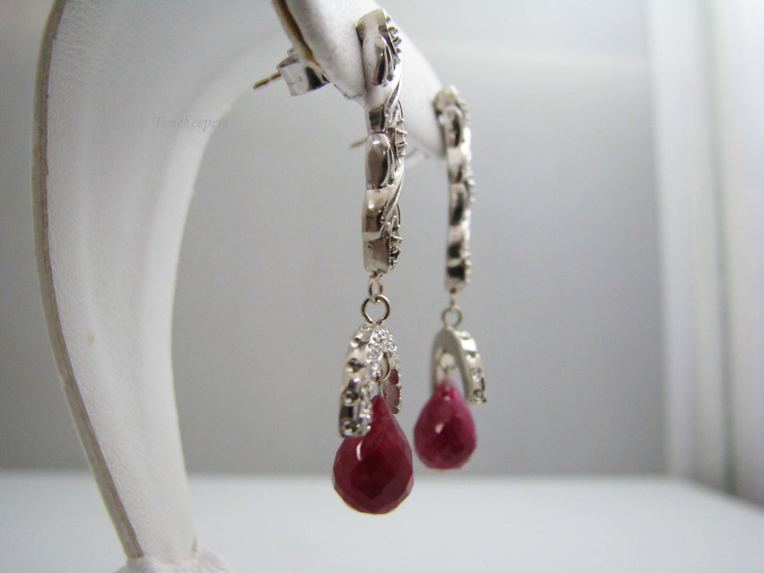 b570 Beautiful 14kt White Gold Diamond and Ruby Briolette Dangle Earrings