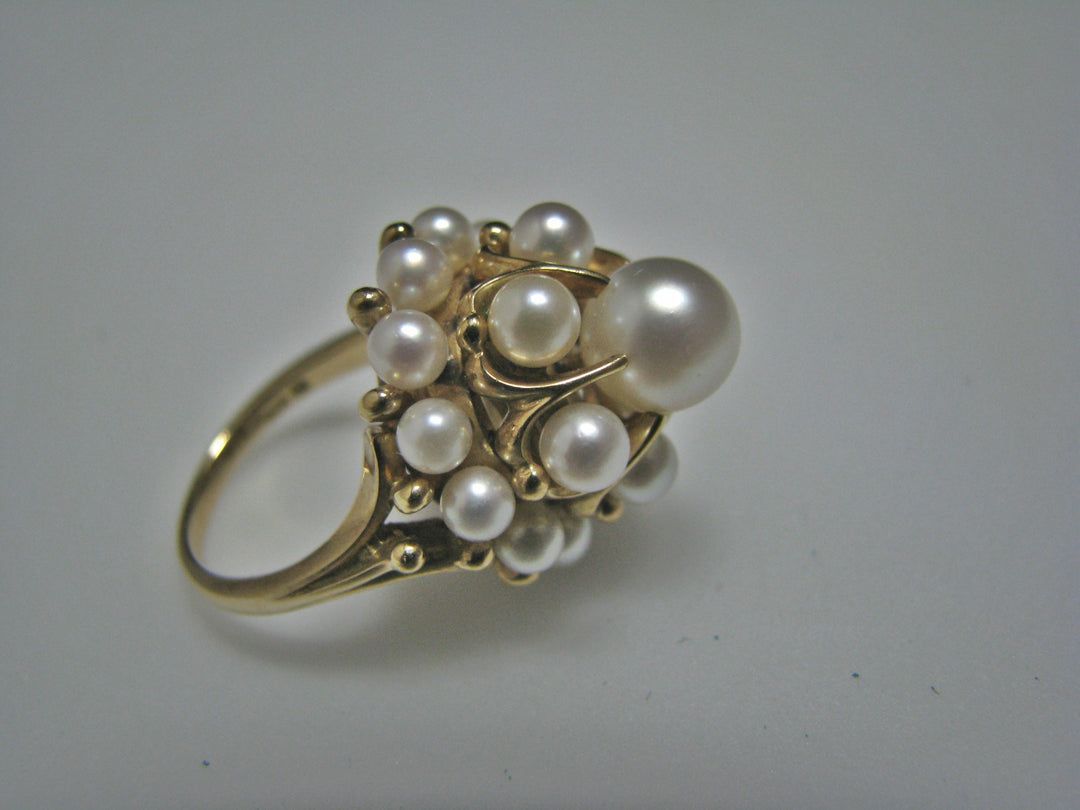 H077 Stunning Cocktail (19) Pearl Ring in 14k Yellow Gold