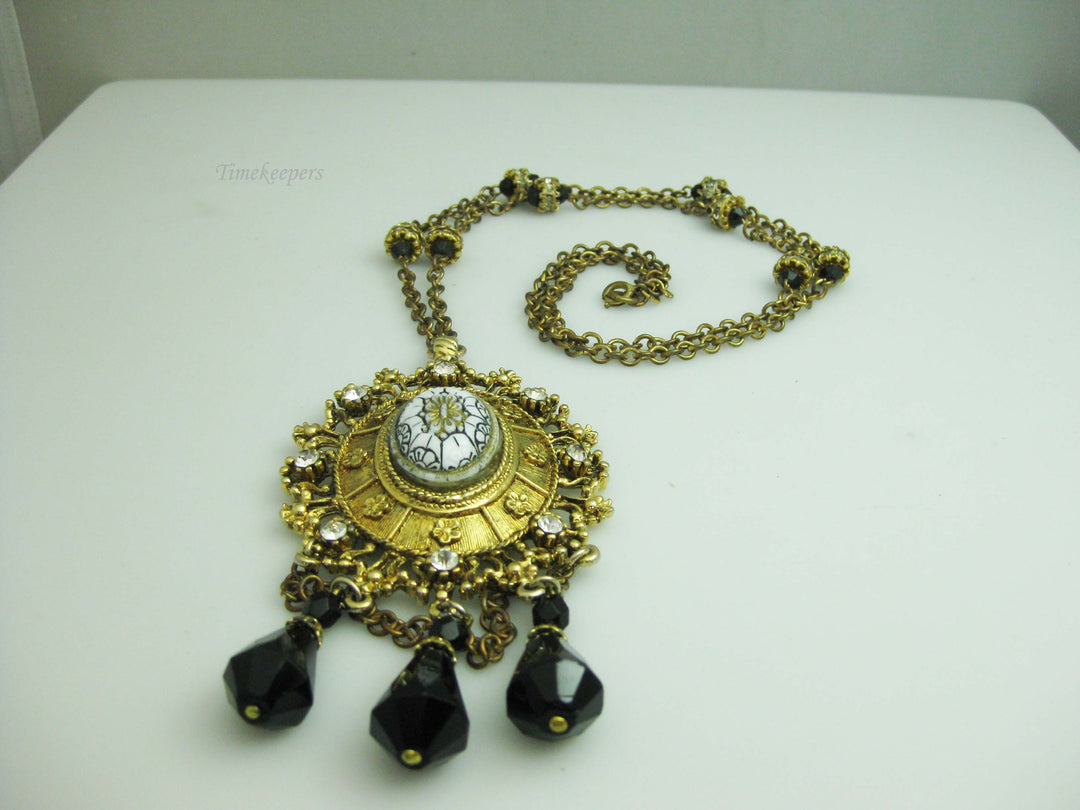 b673 Fashionable Celebrity Gems Necklace and Pendant