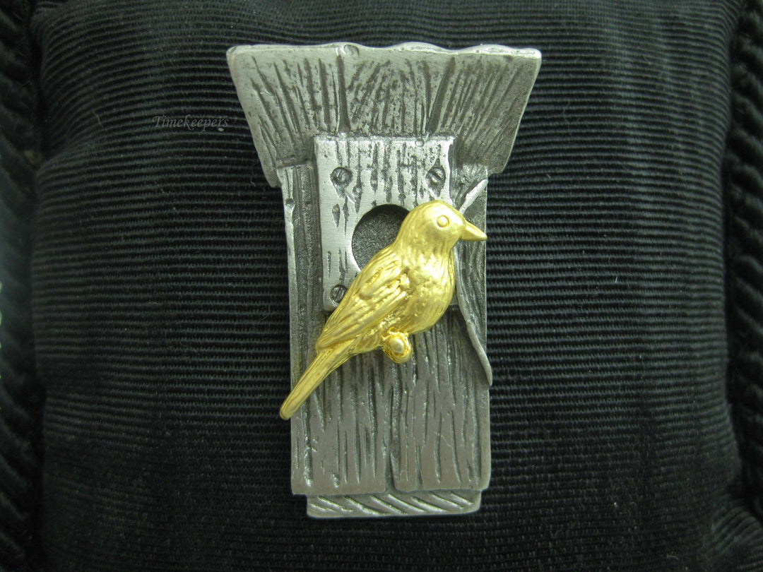 b677 Cute Little Gold Tone Bird Perched on a Pewter Birdhouse