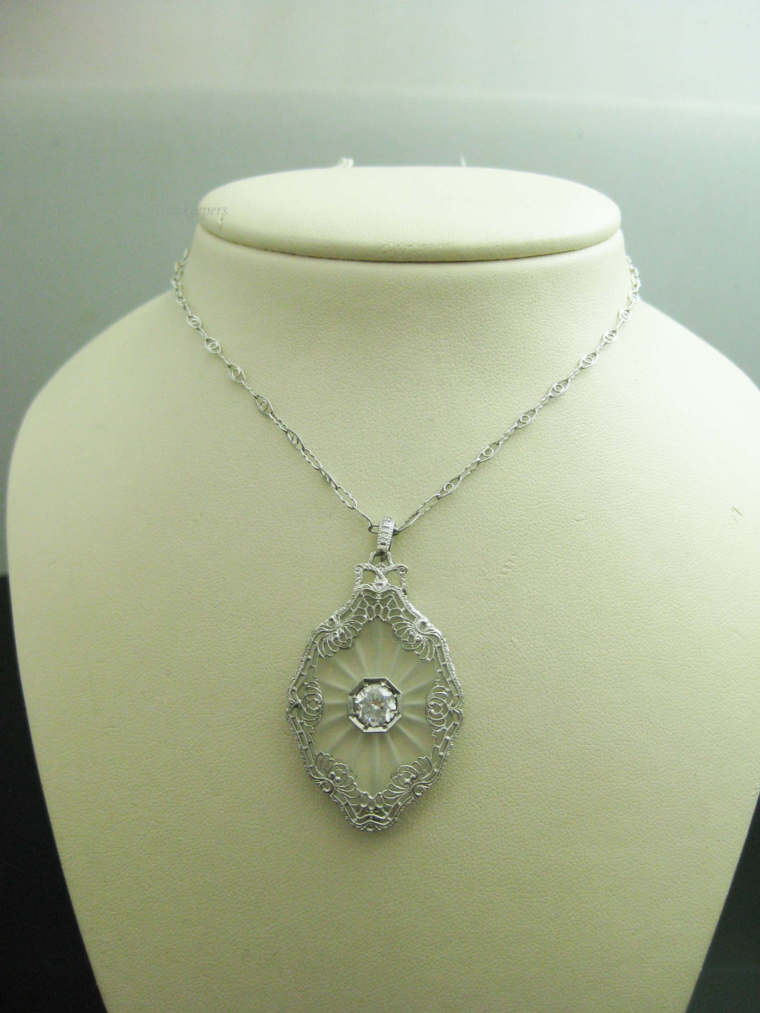 b747 Stunning 14kt White Gold Camphor Glass CZ Pendant and Chain