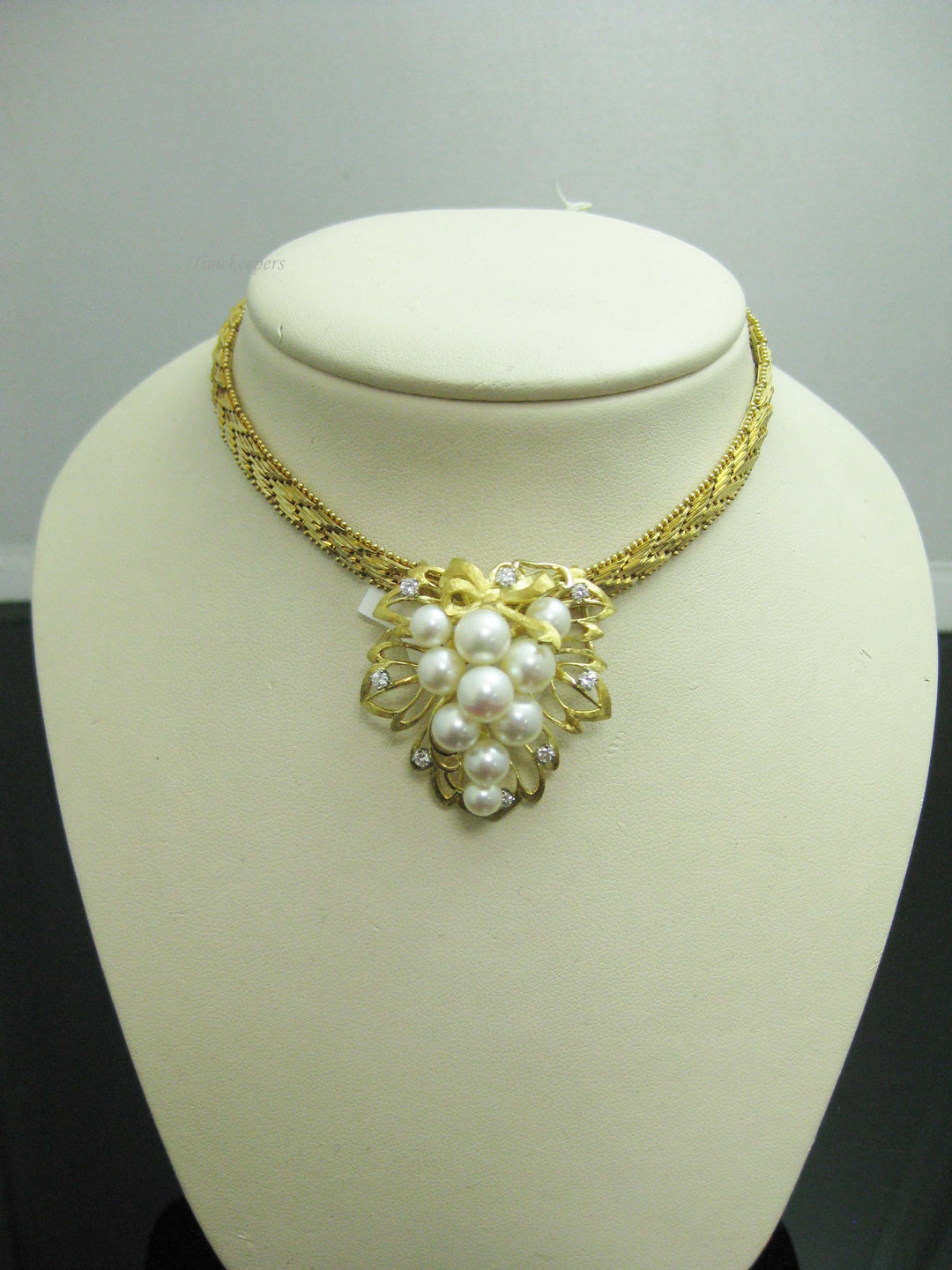 c430 Beautiful Ladies 14kt Yellow Gold Chevron Style necklace with 18kt Yellow Gold Diamond and Pearl Slide Pendant