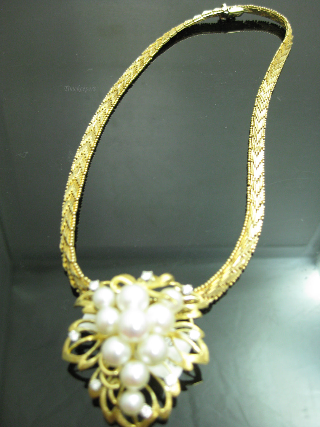 c430 Beautiful Ladies 14kt Yellow Gold Chevron Style necklace with 18kt Yellow Gold Diamond and Pearl Slide Pendant