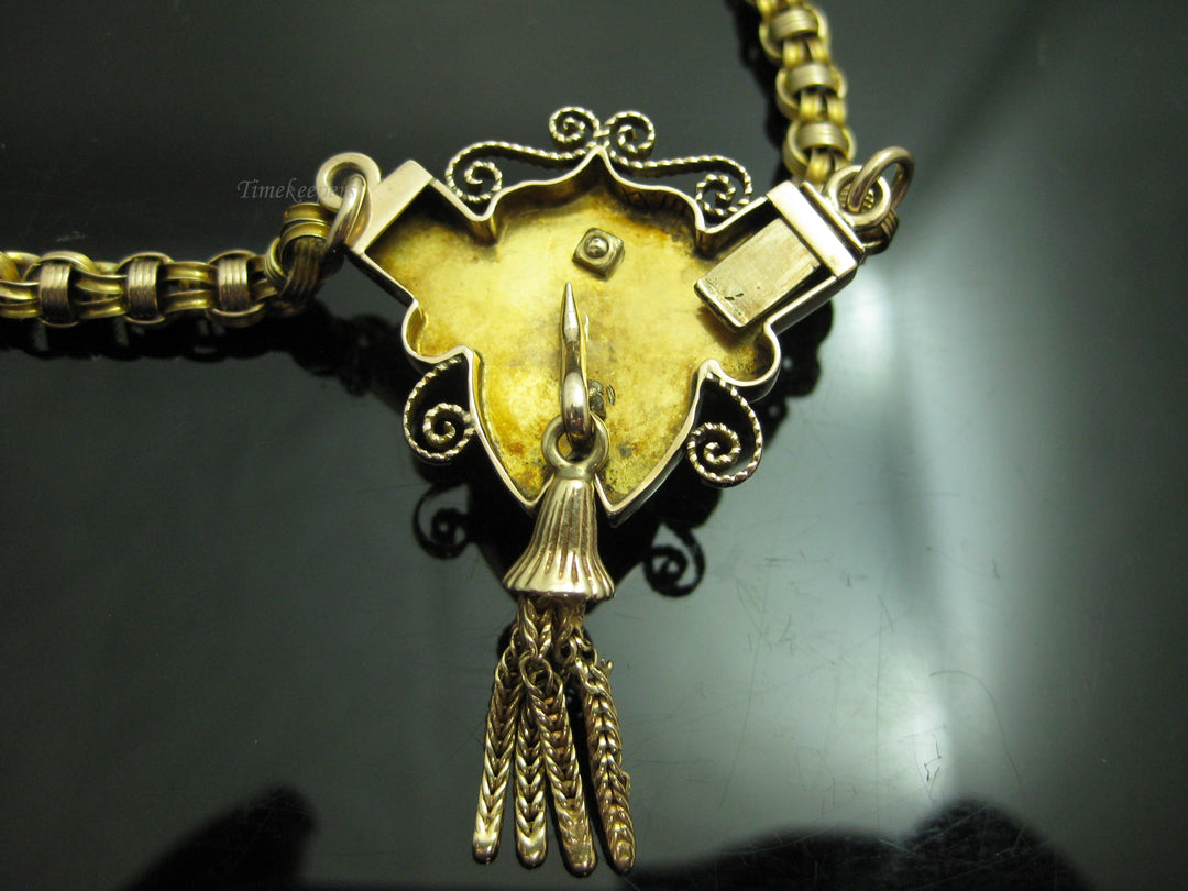b799 Antique 10kt Yellow Gold Rolo Chain with Attached Onyx Cameo Pendant