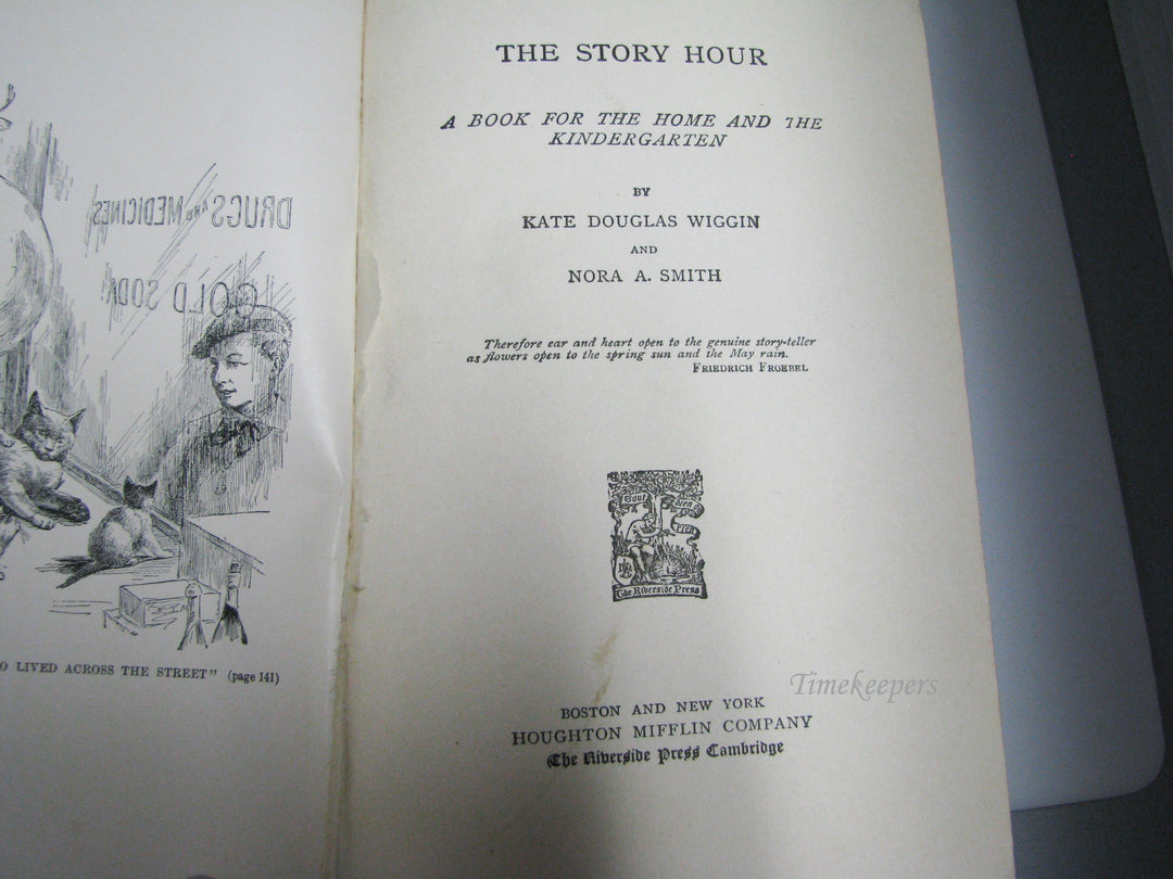 j072 Antique Book 1890 The Story Hour A Book for The home and Kindergarten