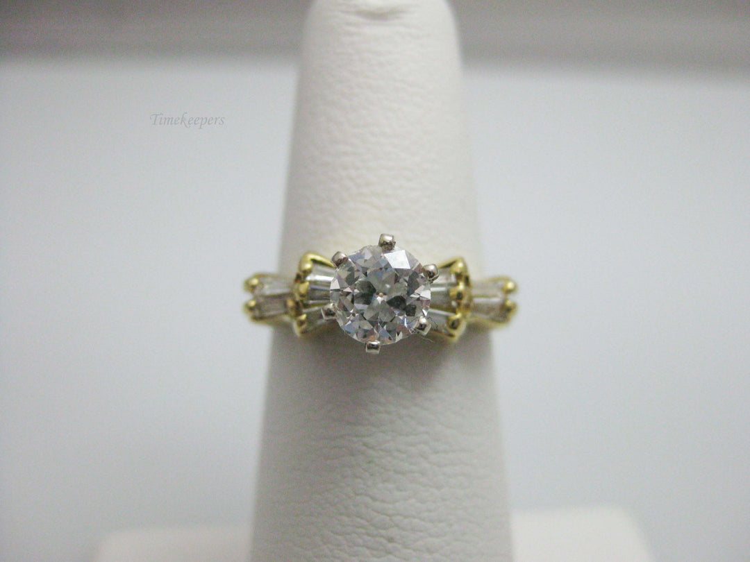 b845 Gorgeous 18kt Yellow Gold Diamond Engagement Ring