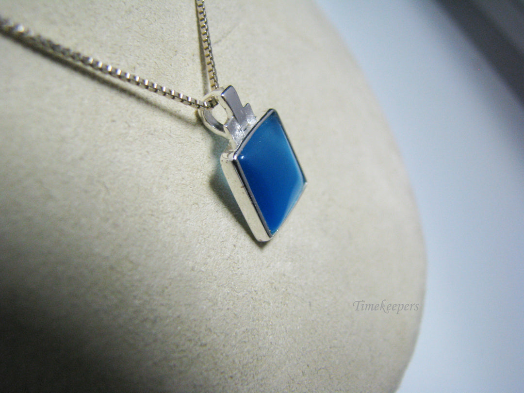 j096 Beautiful Sterling Silver Necklace with Blue Square Pendant 20" Long