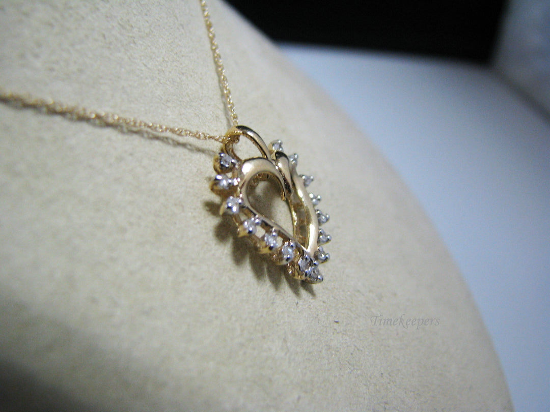 j098 Beautiful Diamond Heart Pendant in 10k Yellow Gold on 18" Gold Chain