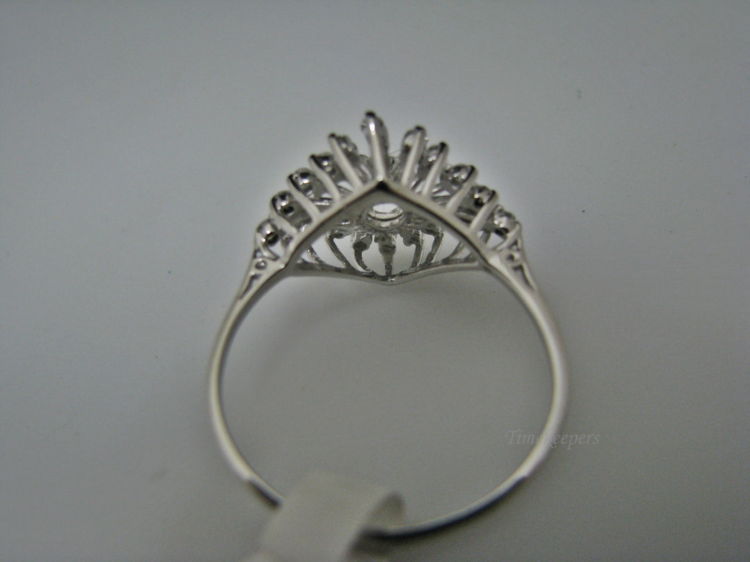H214 Stunning Diamond Ring in 14k White Gold Size 10