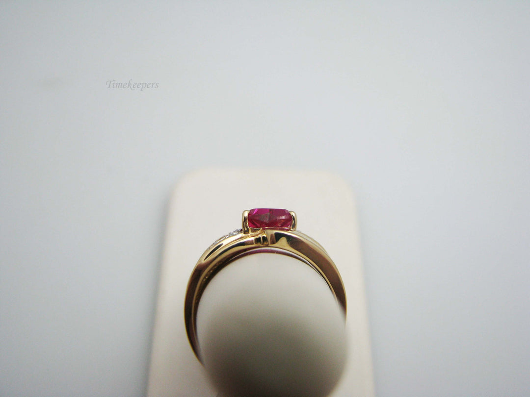 b471 Pretty 10kt Yellow Gold Synthetic Heart Ruby Ring