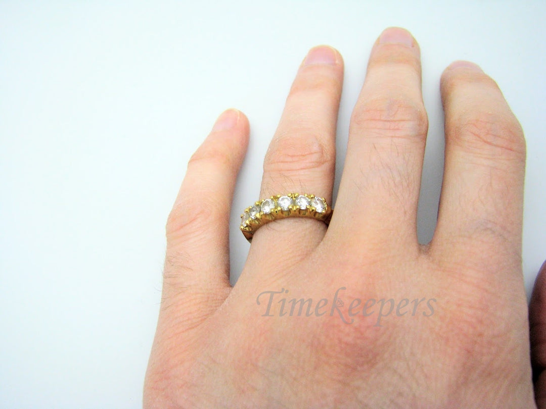 H304 Stunning Diamond 18k Yellow Gold Wedding Band in Size 5.25