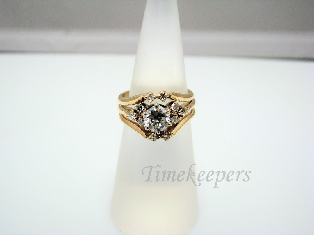 H315 Stunning Diamond 14k Yellow Gold Wedding Ring Set in Size 5.0