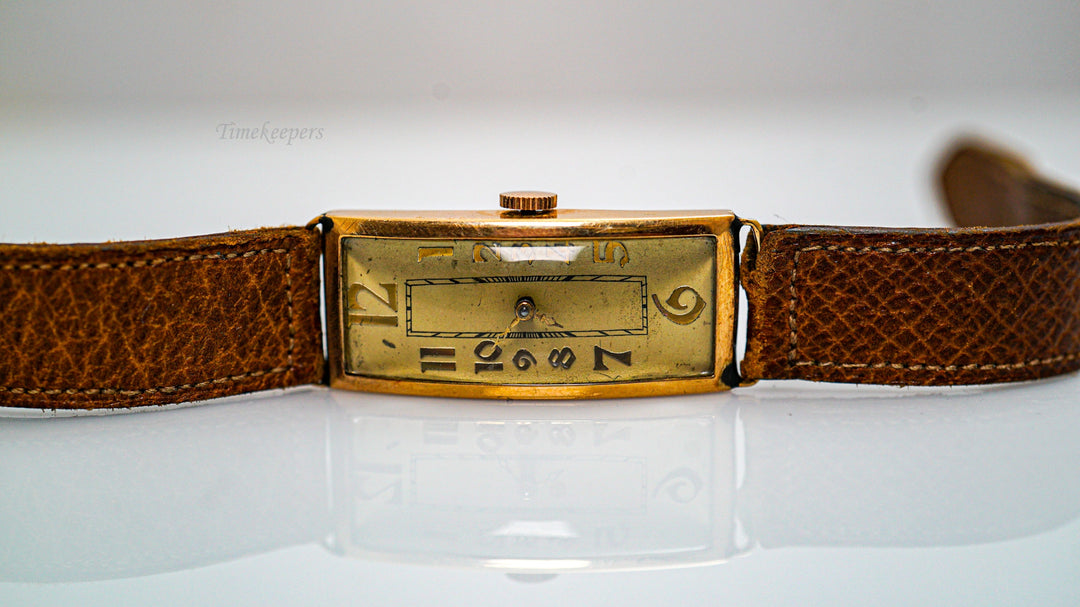 k215 Vintage 1950's Men's 14kt Yellow Gold Levrette Wristwatch