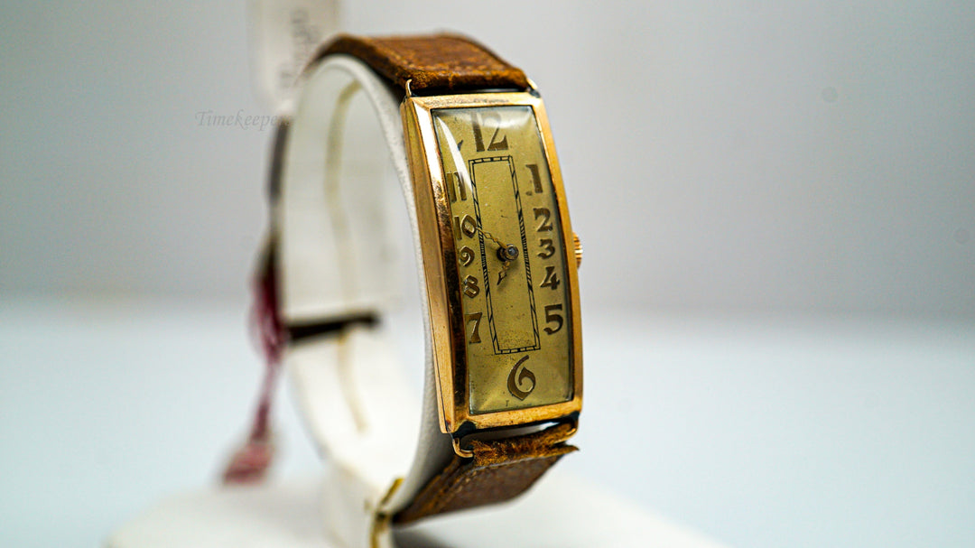 k215 Vintage 1950's Men's 14kt Yellow Gold Levrette Wristwatch