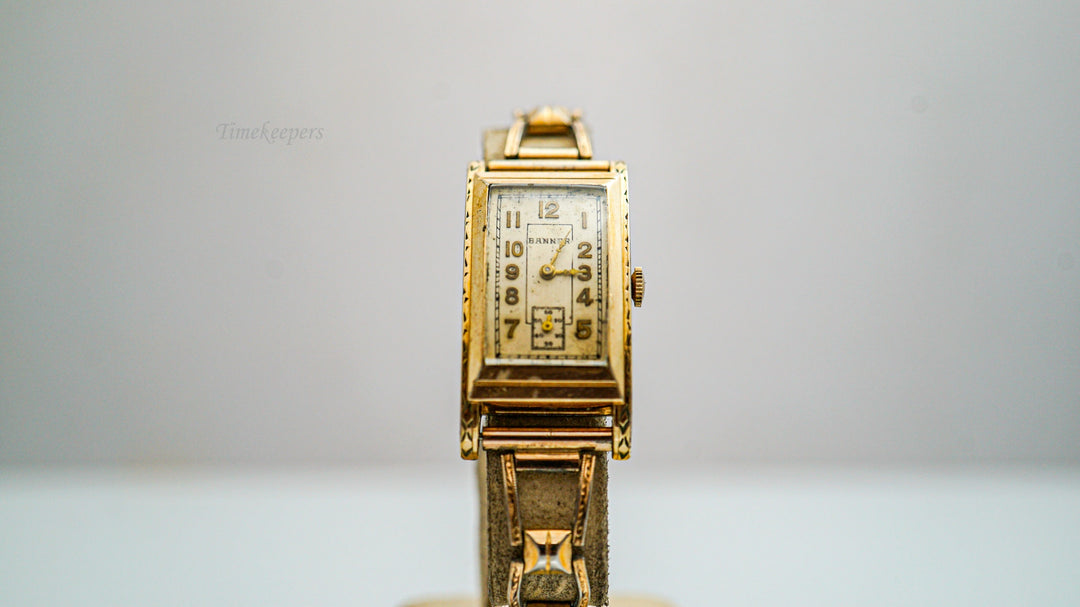 K334 Vintage 1930's Woman's Banner Wristwatch