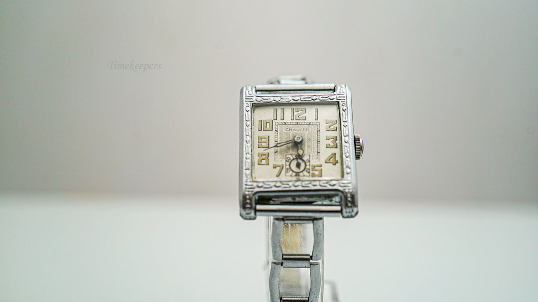 K343 Vintage 1930's Woman's Chaucer Wristwatch