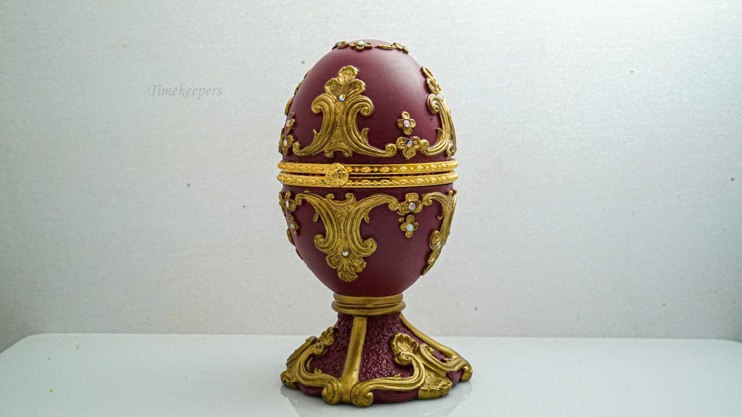 K144 Musical Hinged Egg Shape Music Box