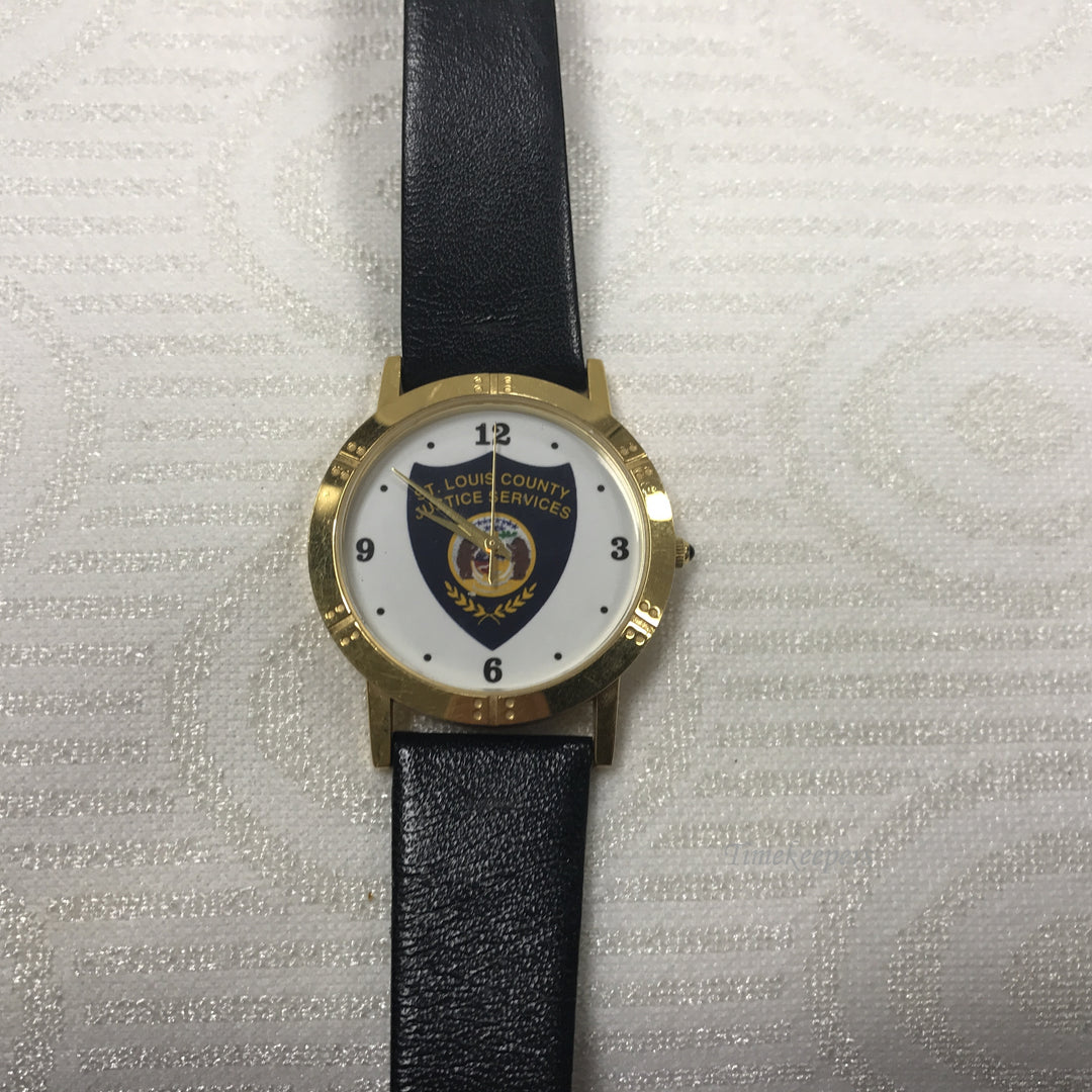 a099 Vintage Original St. Louis Justice Services Memorial Men's Wrist Watch