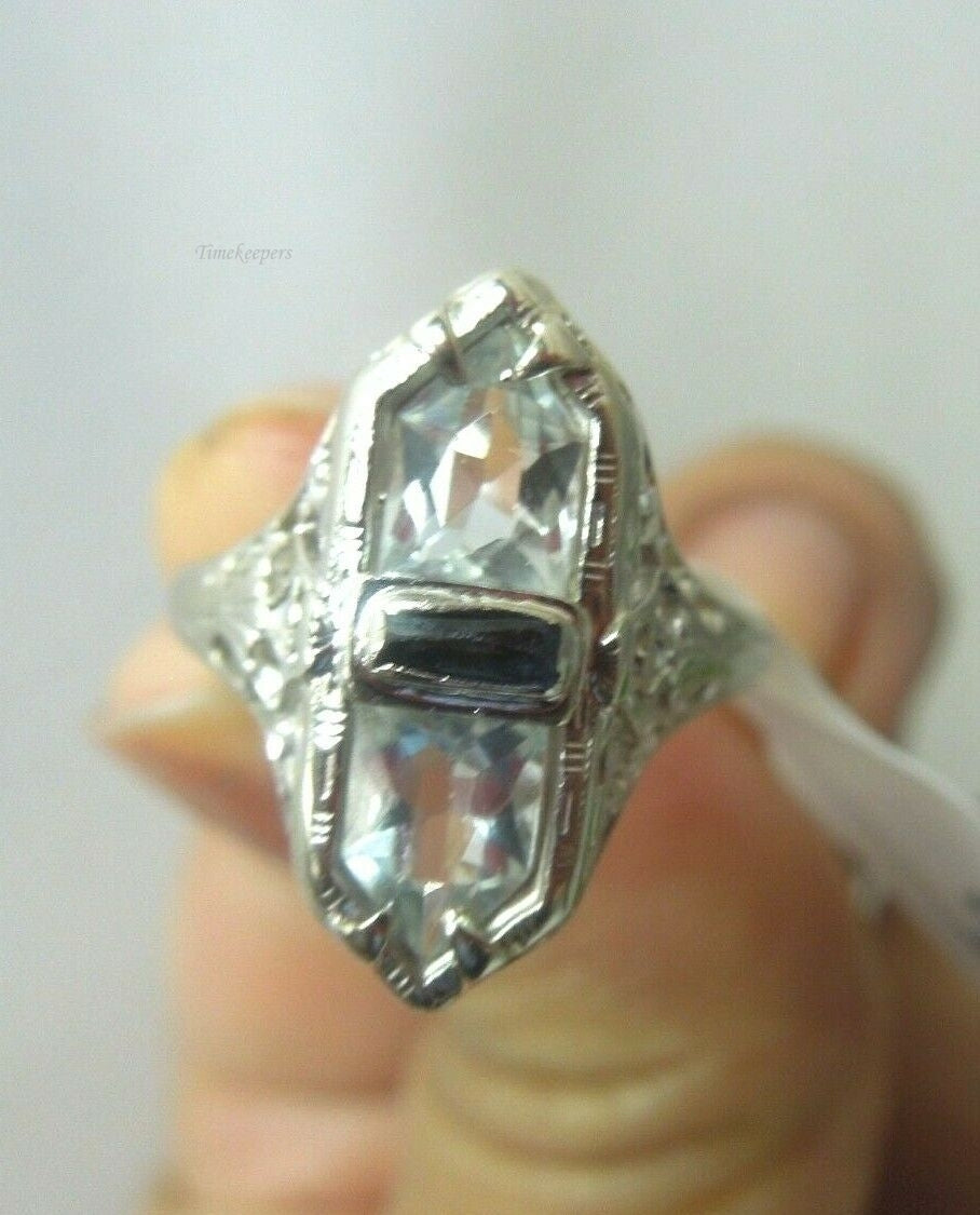 q508 Lovely 14kt White Gold Sapphire Aquamarine Ring Size 7(USA)