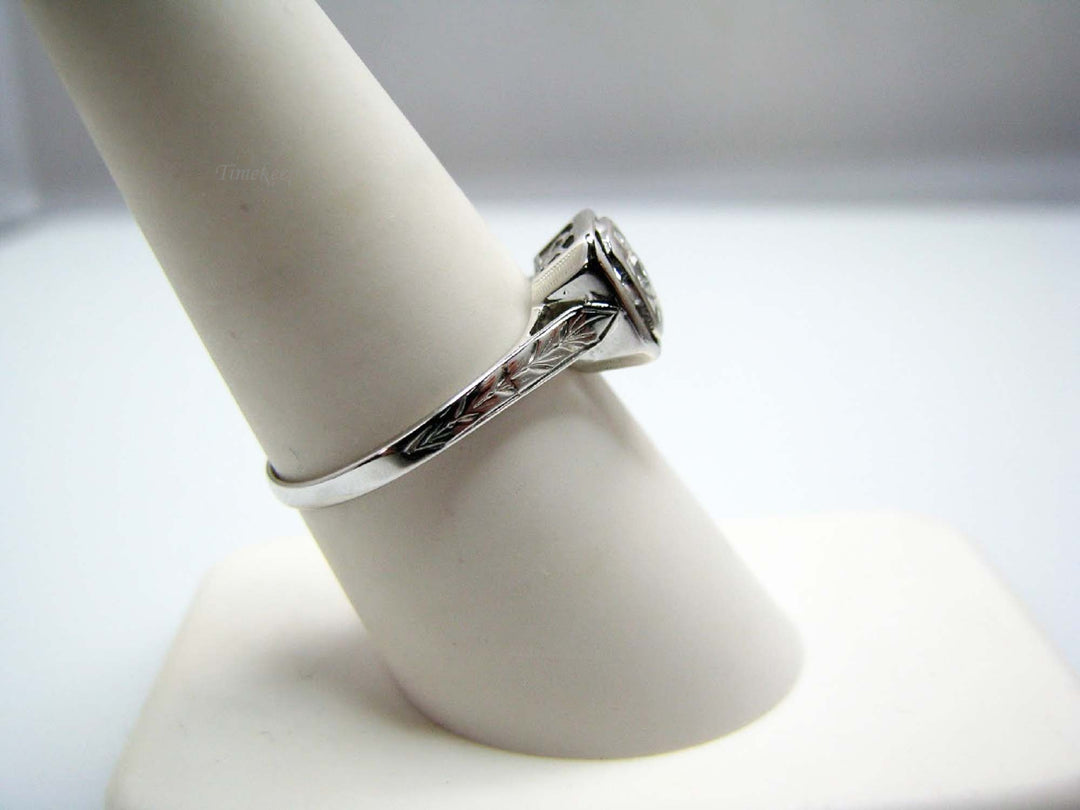 b126 Beautiful Vintage 14kt White Gold Diamond Engagement Ring