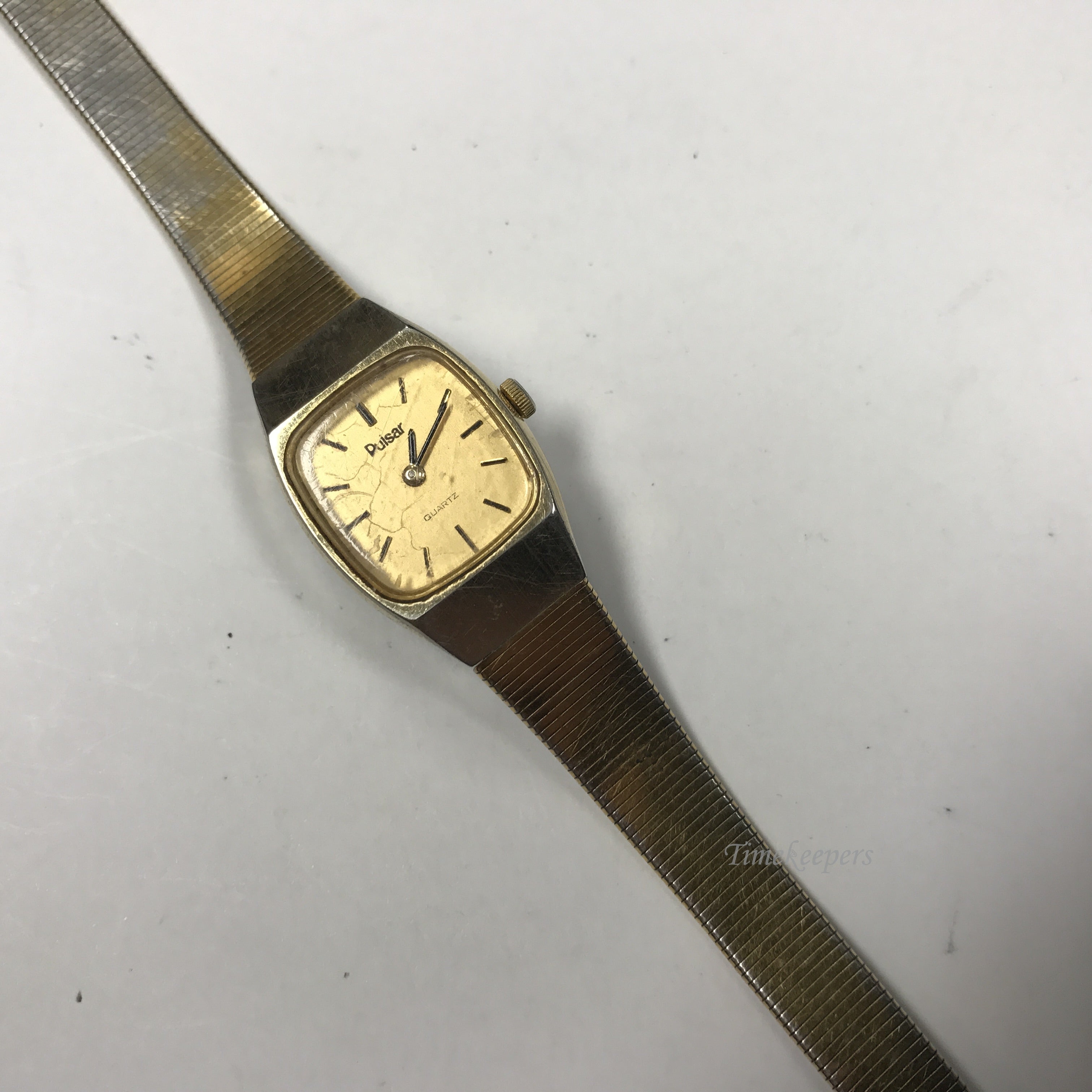 Pulsar quartz watch discount vintage