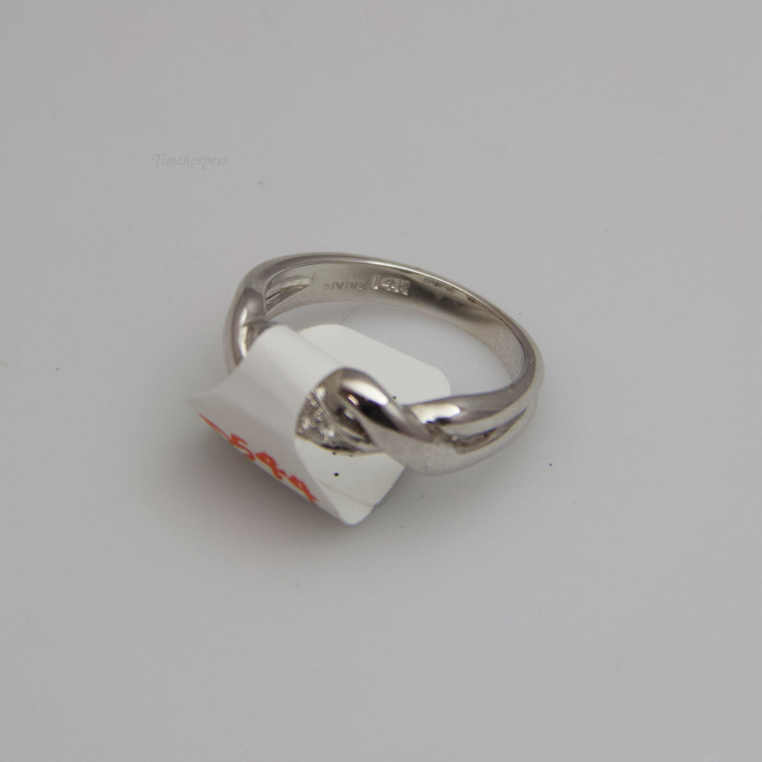 d544 14k White Gold Diamond Ring