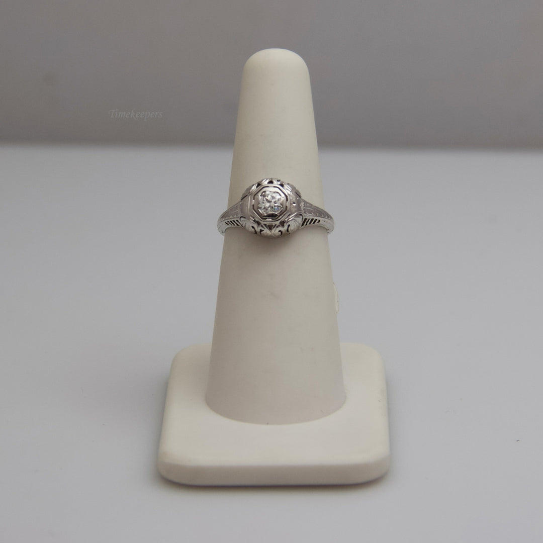 d549 18k White Gold Diamond Ring