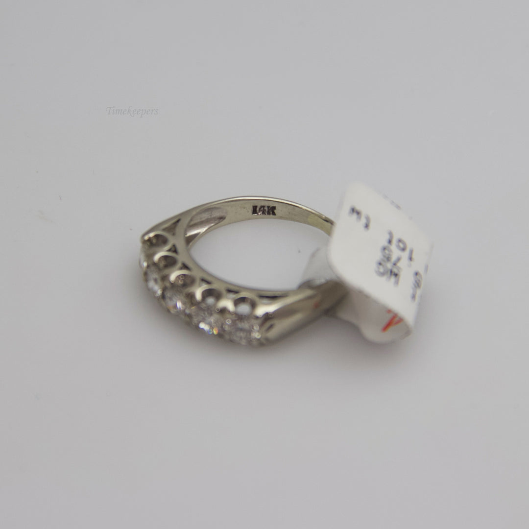 d670 Gorgeous 14k White Gold Diamond Ring