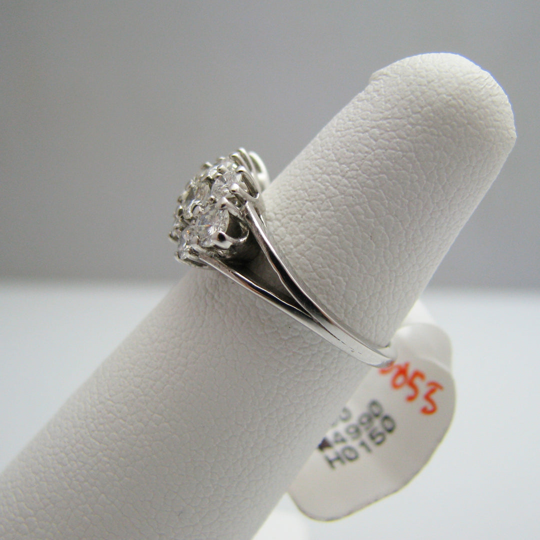 d853 Stunning 14k White Gold Diamond Ring