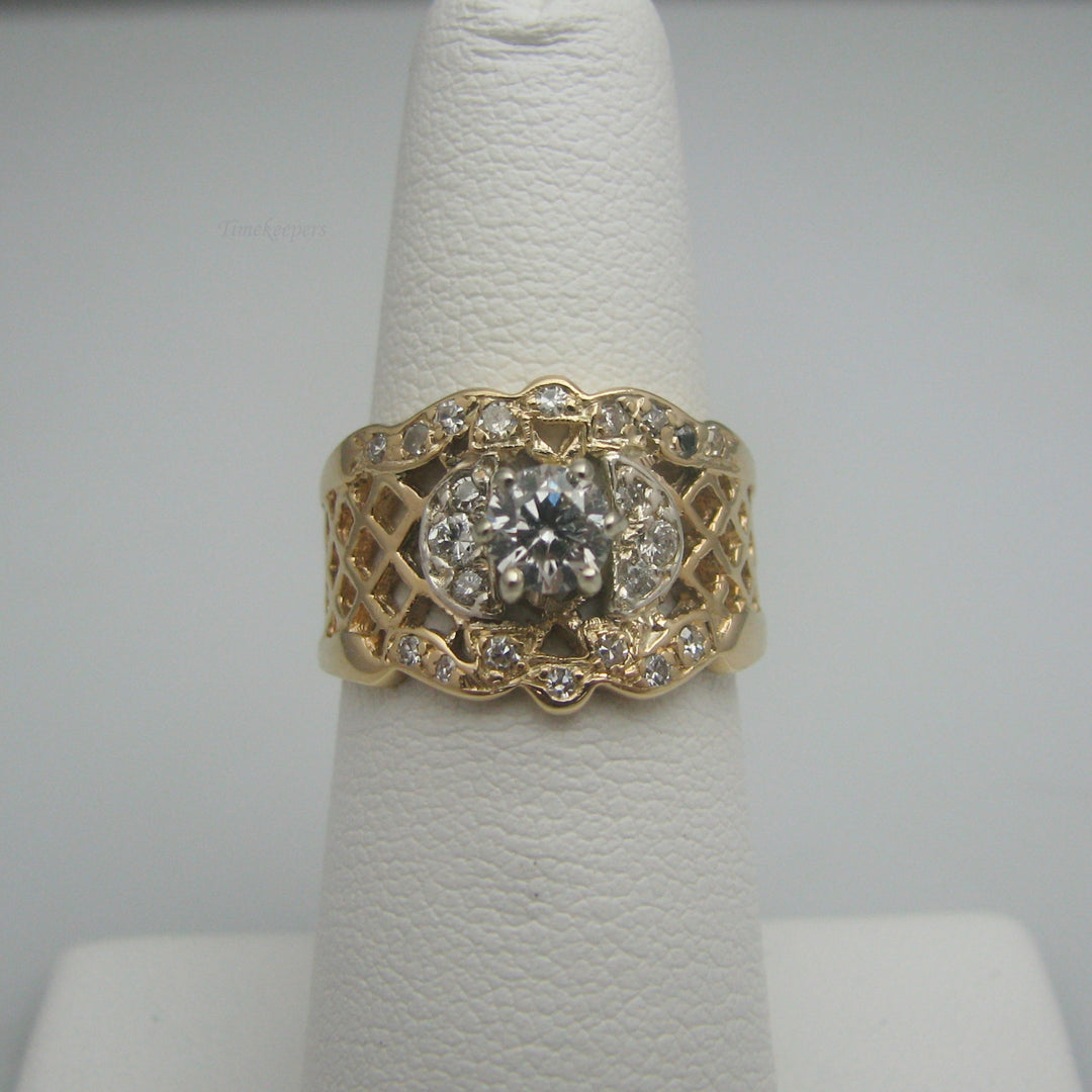 d911 14k Yellow Gold Diamond Engagement Ring