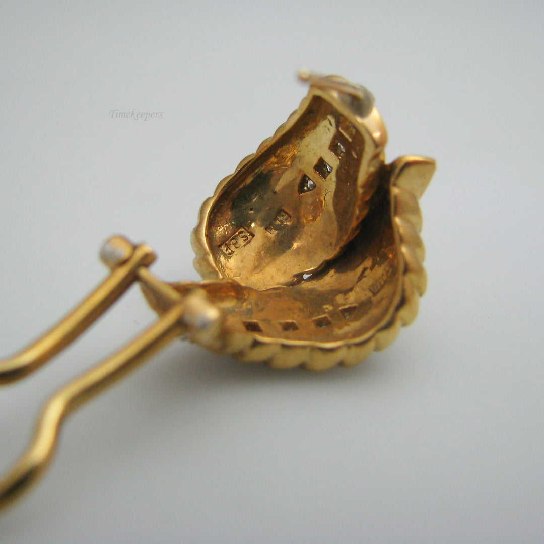 d966 Gorgeous 14k Yellow Gold Leaf Diamond Earrings