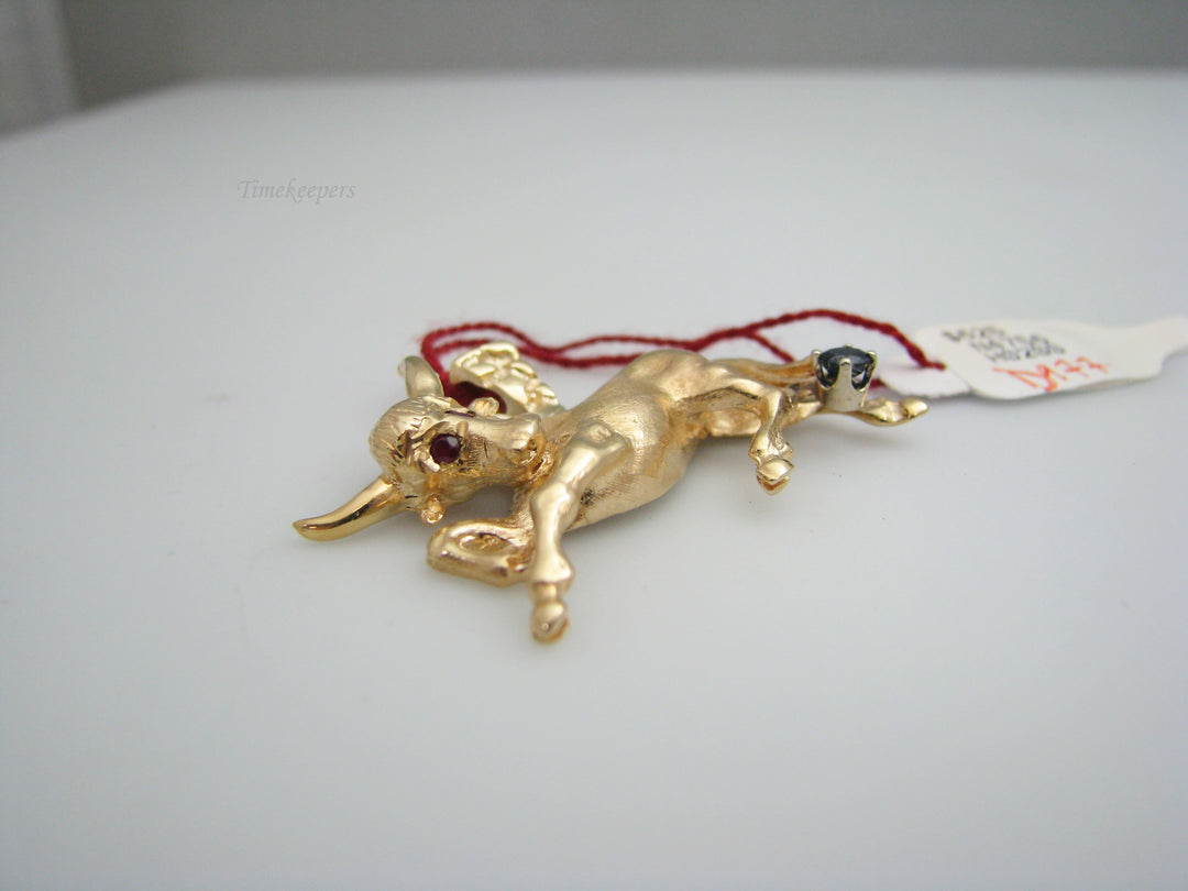 d977 Unique 14k Yellow Gold Bull Ruby &amp; Sapphire Pendant