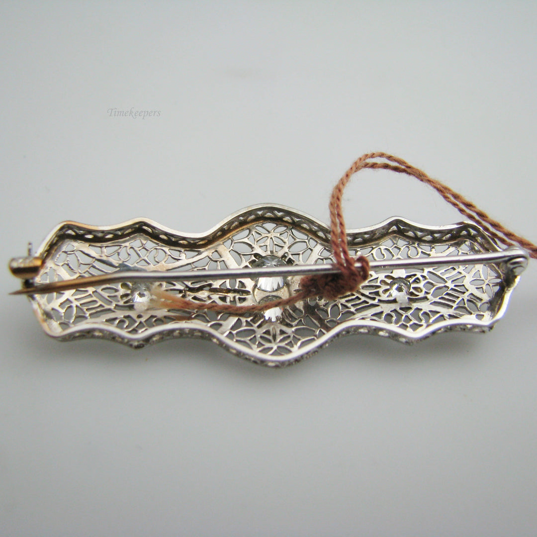 d988 Gorgeous 14k White Gold Diamond Brooch