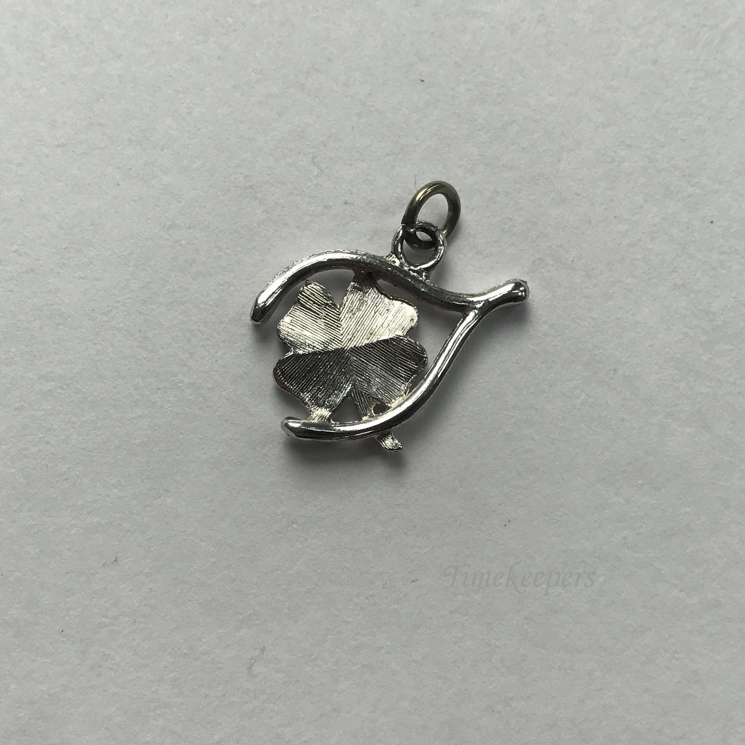 e038 Vintage Silver Tone Green Stone Shamrock Clover Charm Pendant