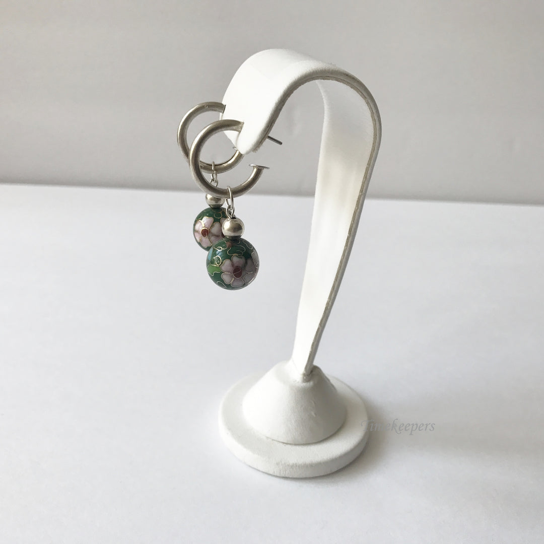 e179 Vintage Original Sterling Silver Green Floral Enamel Ball Hoop Earrings