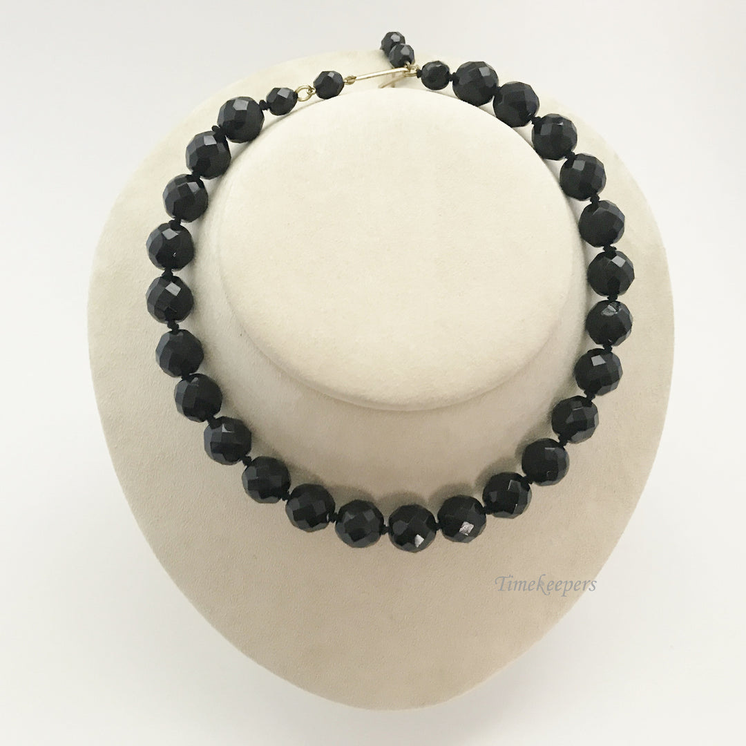 e362 Vintage Black Round Beads Necklace 17" long