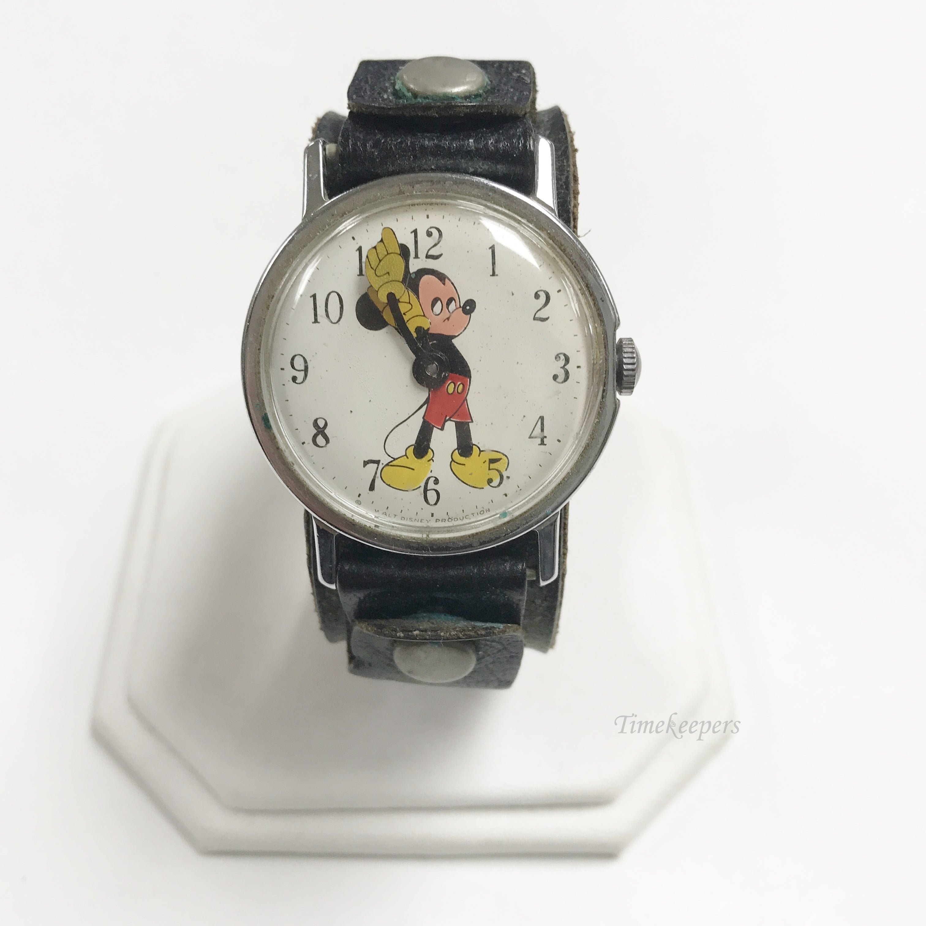 Vintage disney hotsell mickey mouse watch