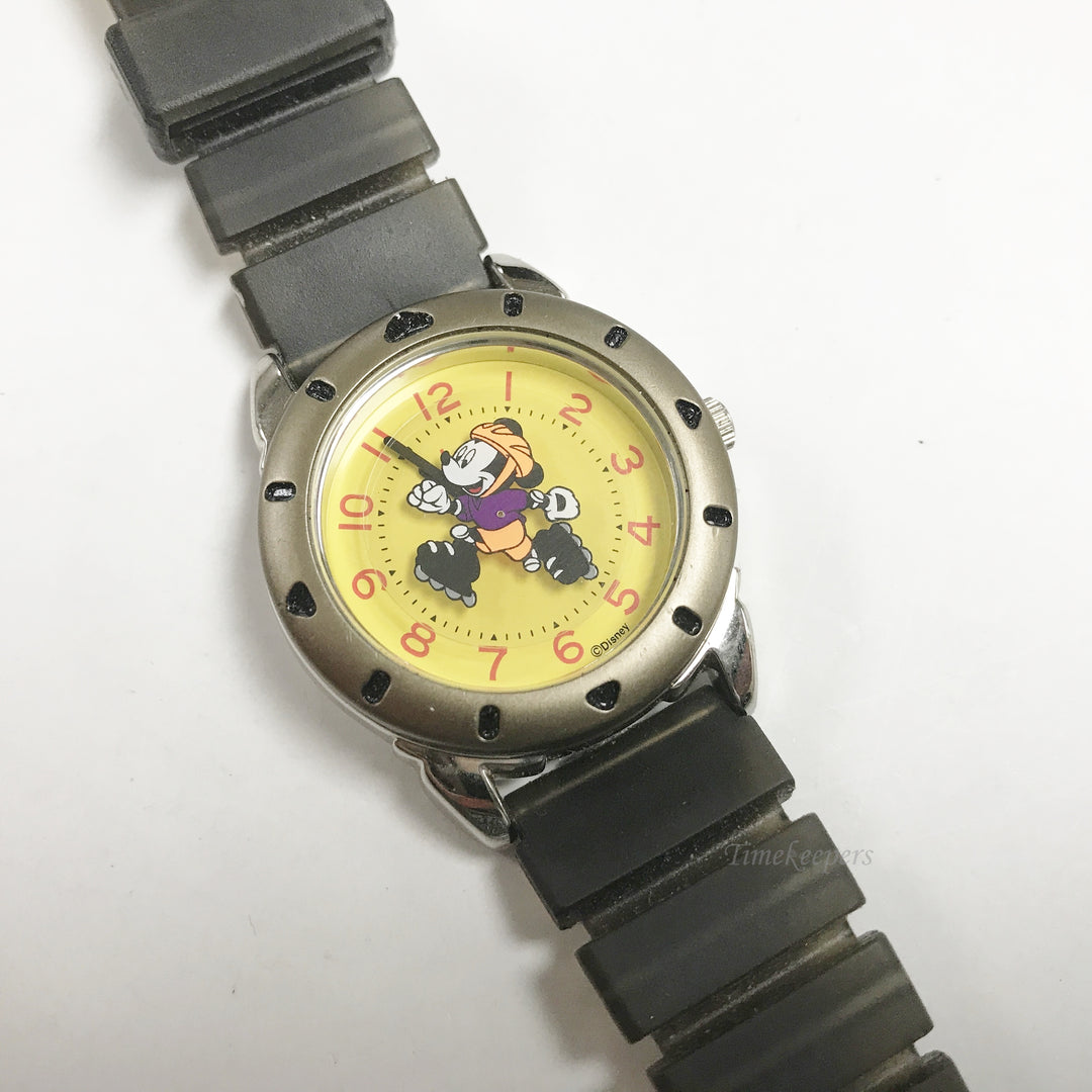 e784 Vintage Disney Mickey Mouse Jaz Quartz Japan Mov't Stainless Wrist Watch